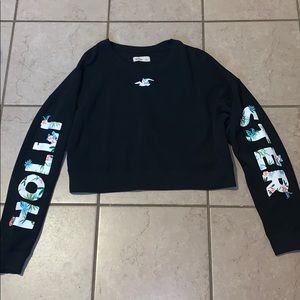 Hollister Cropped sweater